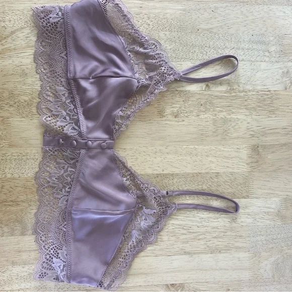 La Vie En Rose Lavender Satin Bra Sleep Top Women’s Size XXL New With Tags - Picture 3 of 5